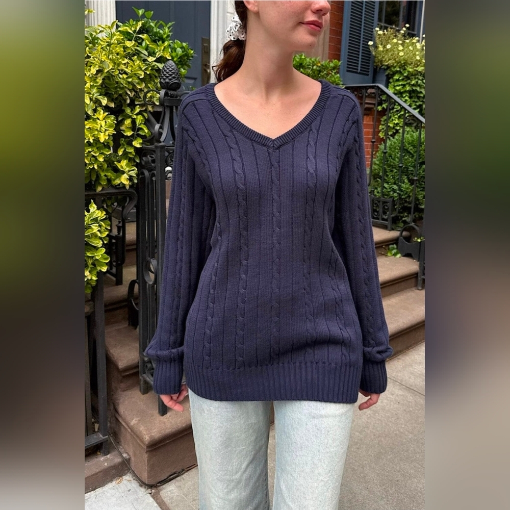 Brandy Melville Ida Cable Knit Sweater | Size Medium | Navy | Oversized